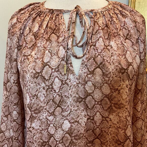 Anna Cate Python-Print Tie-Neck Blouse M Long-Sleeve Neutral Earthy Chic - Picture 2 of 7